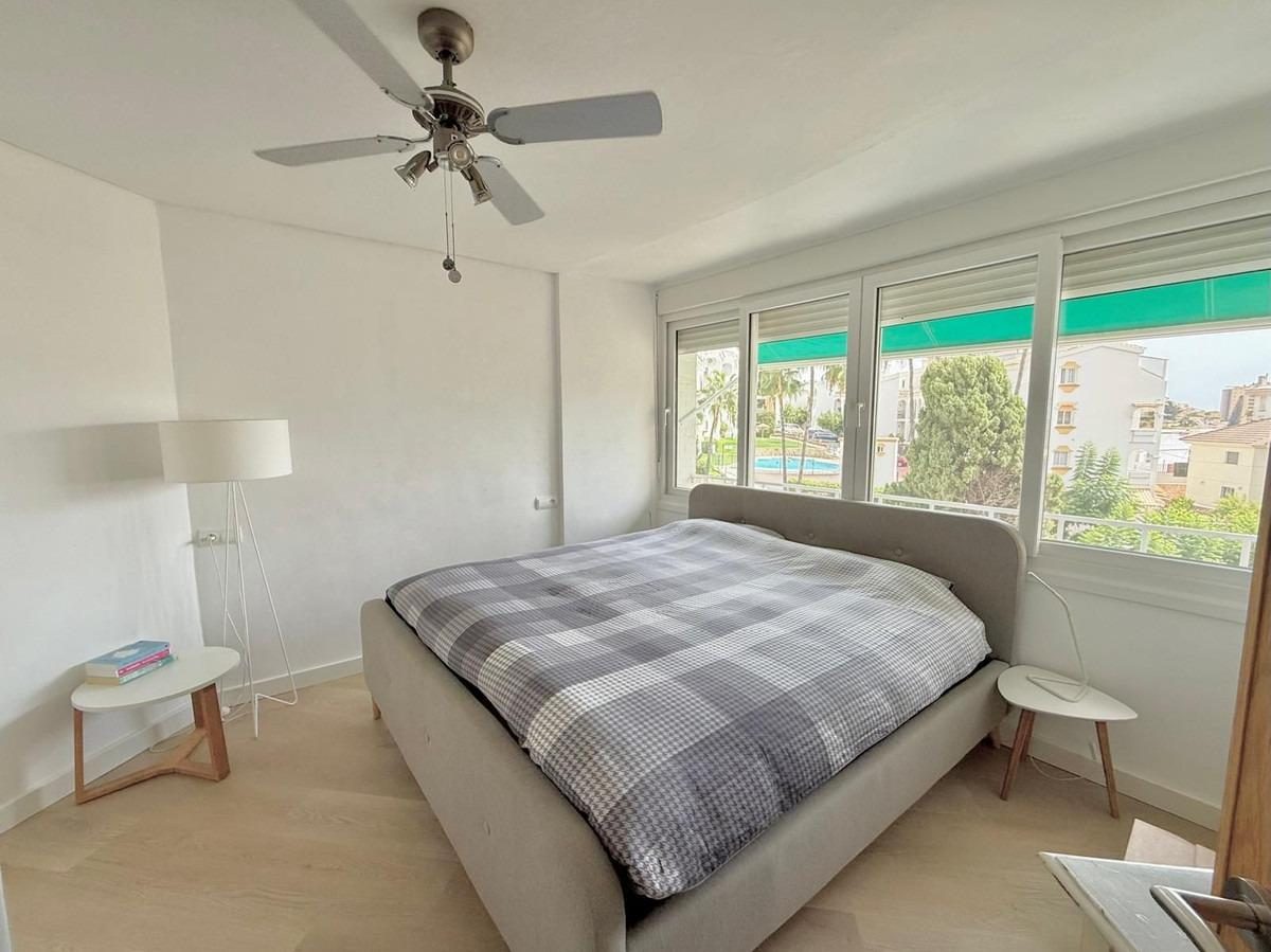 Apartamento reformado en venta en Torreblanca, Fuengirola | Costa del Sol | Cerca de playa y tren — Foto 15