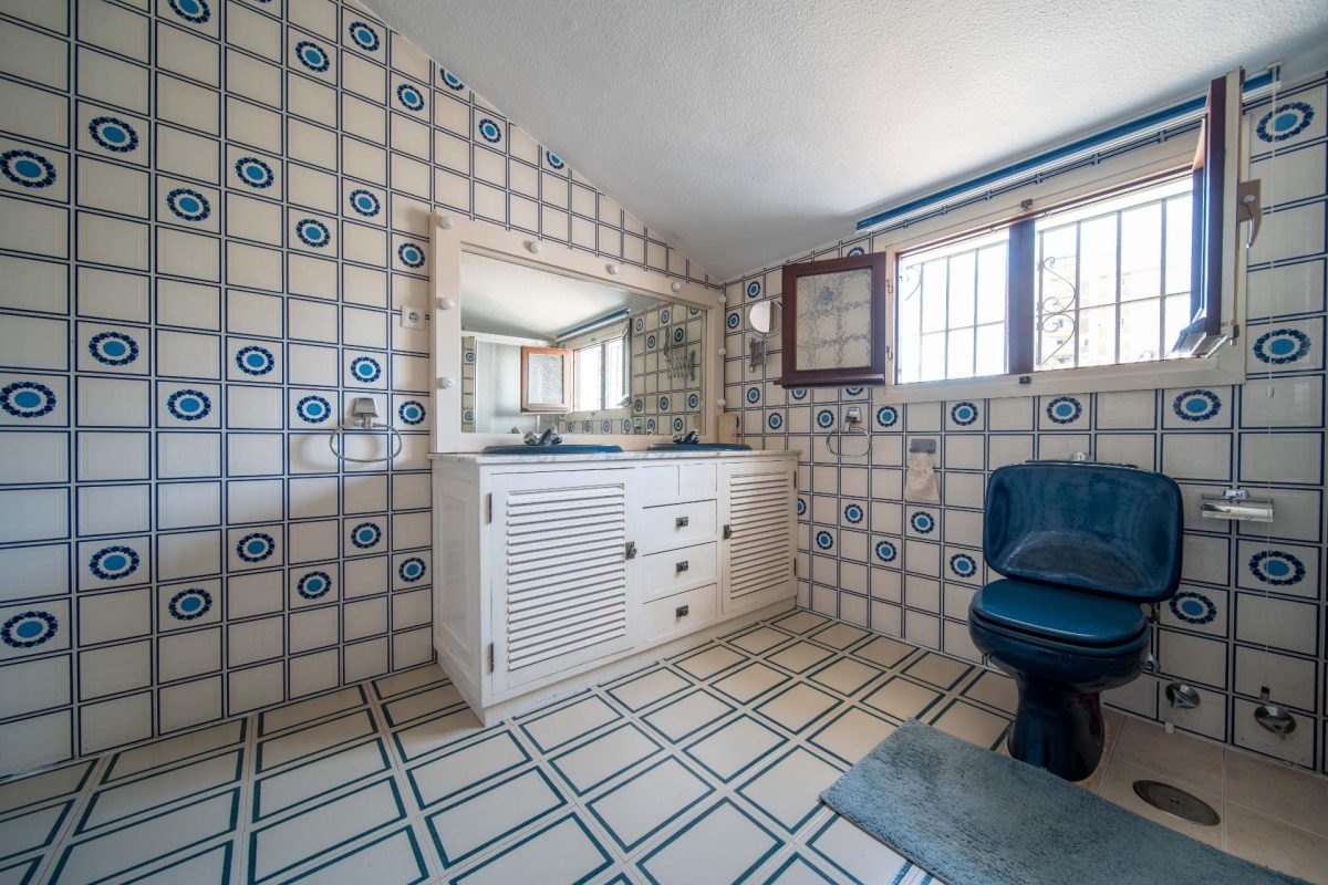 Villa independiente en venta en Fuengirola centro | Costa del Sol | Piscina privada — Foto 25