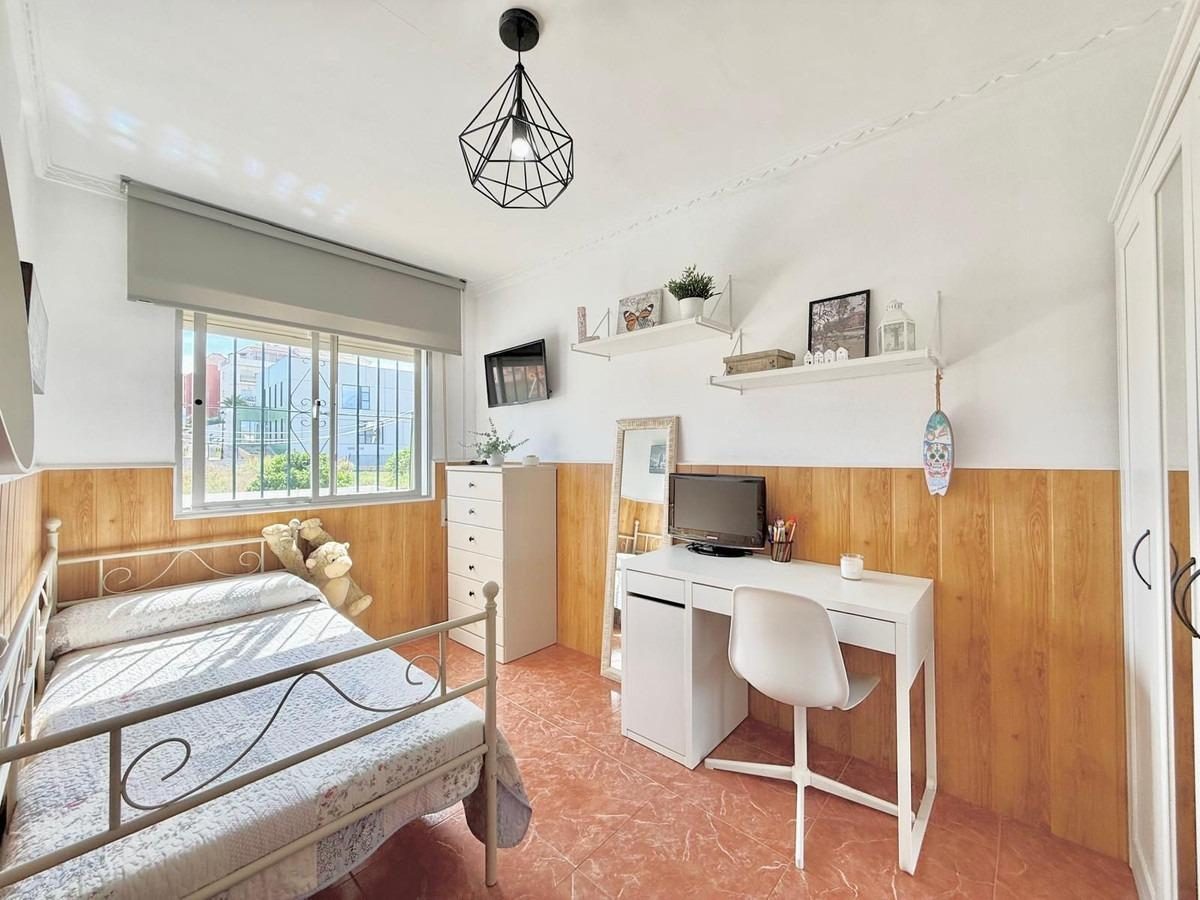 Casa adosada en venta en Los Pacos, Fuengirola | Costa del Sol | Terraza privada de 80m² — Foto 22