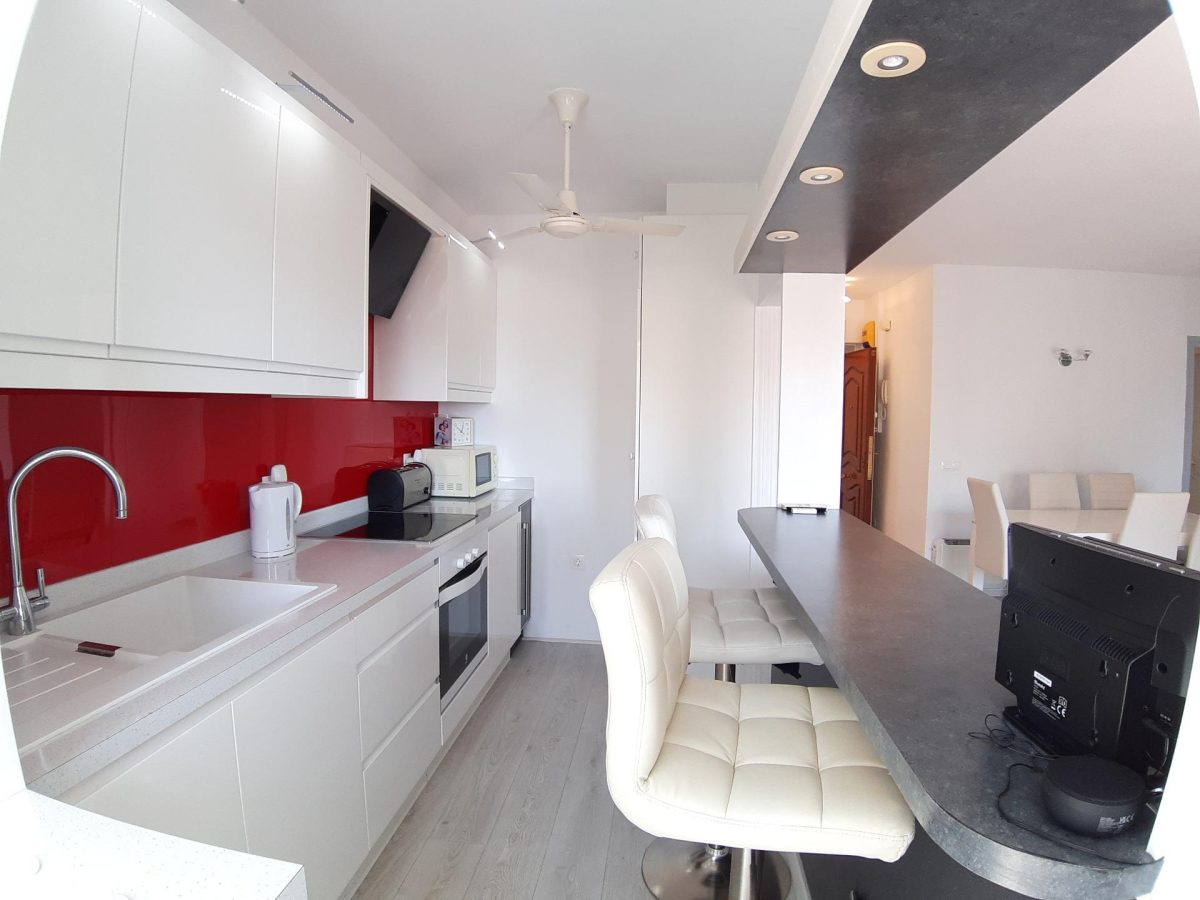 Apartamento en Fuengirola con vistas al mar, 2 dormitorios, piscina y parking – Zona Plaza de Toros, Costa del Sol — Foto 15