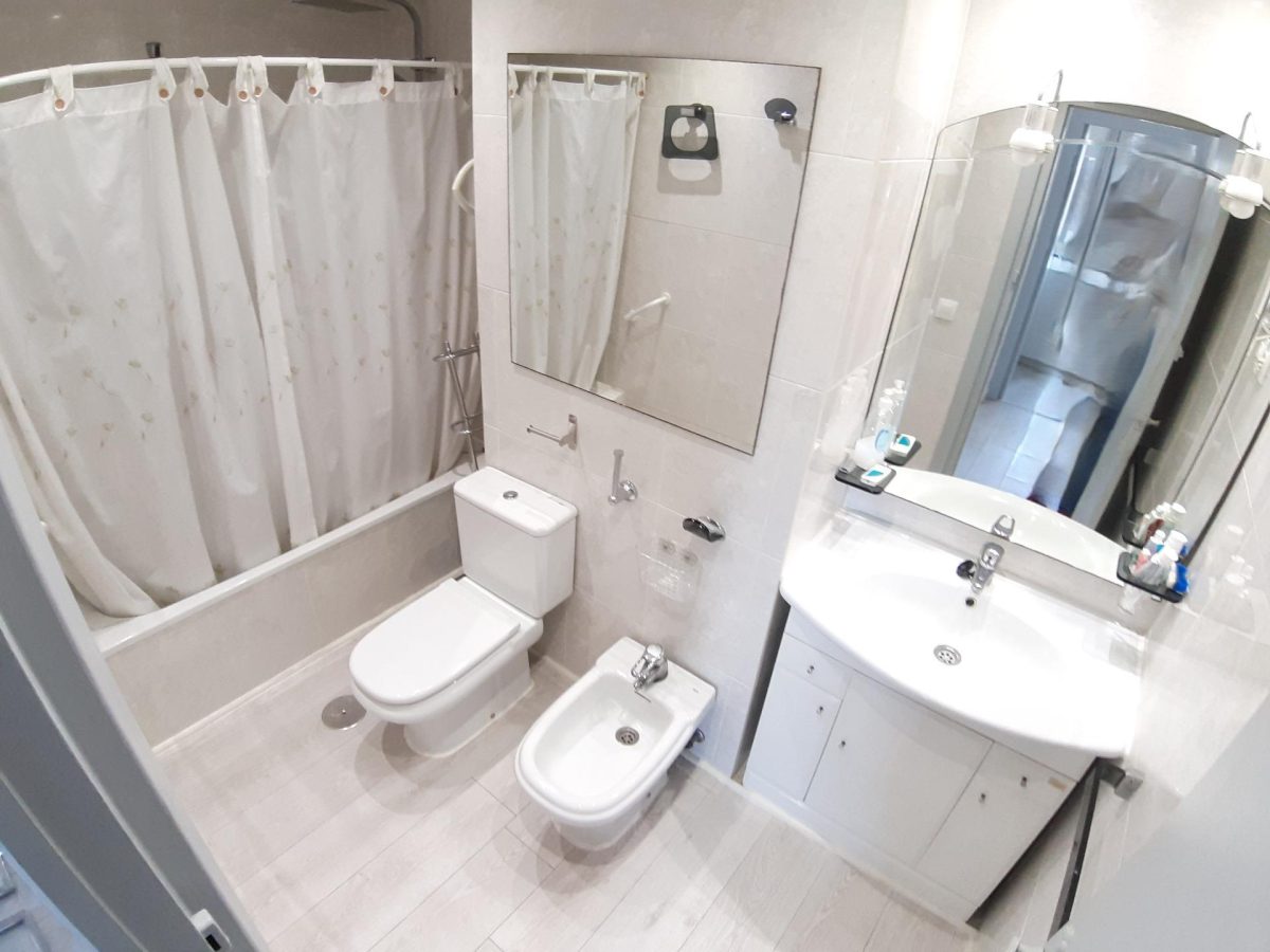 Apartamento en Fuengirola con vistas al mar, 2 dormitorios, piscina y parking – Zona Plaza de Toros, Costa del Sol — Foto 30