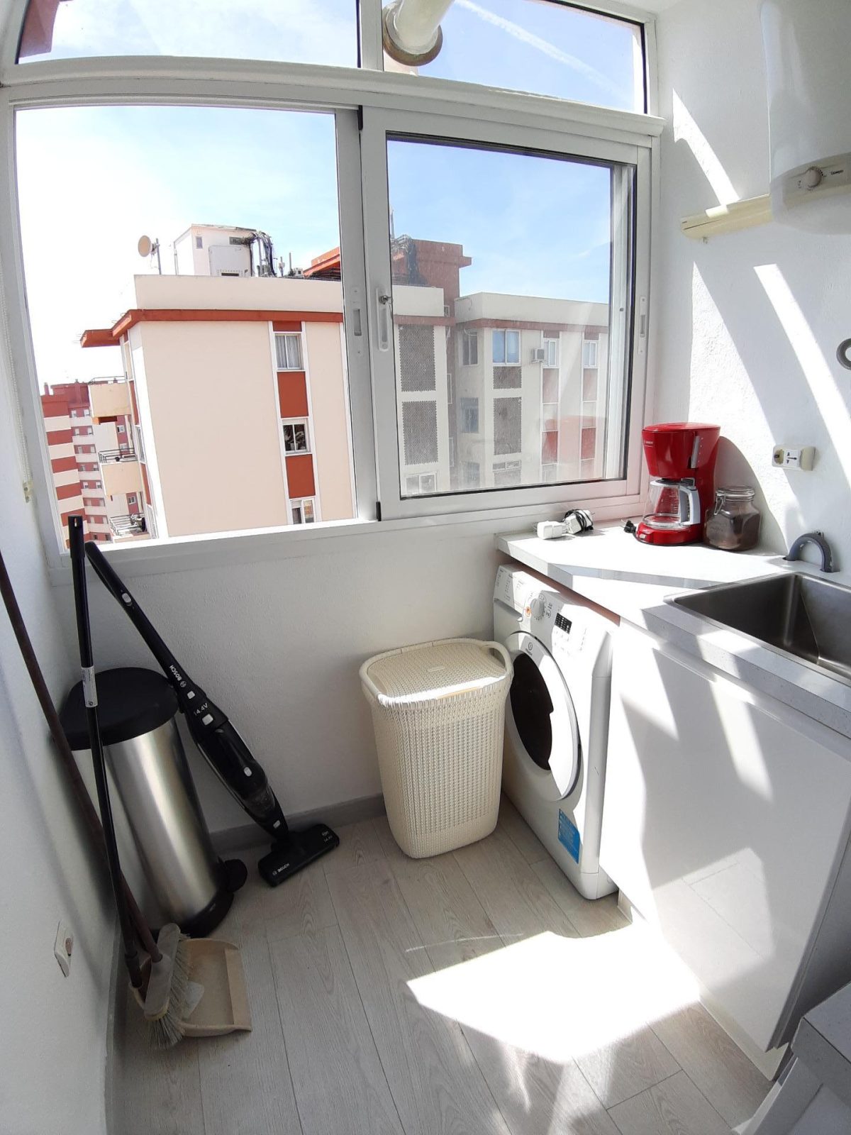 Apartamento en Fuengirola con vistas al mar, 2 dormitorios, piscina y parking – Zona Plaza de Toros, Costa del Sol — Foto 19