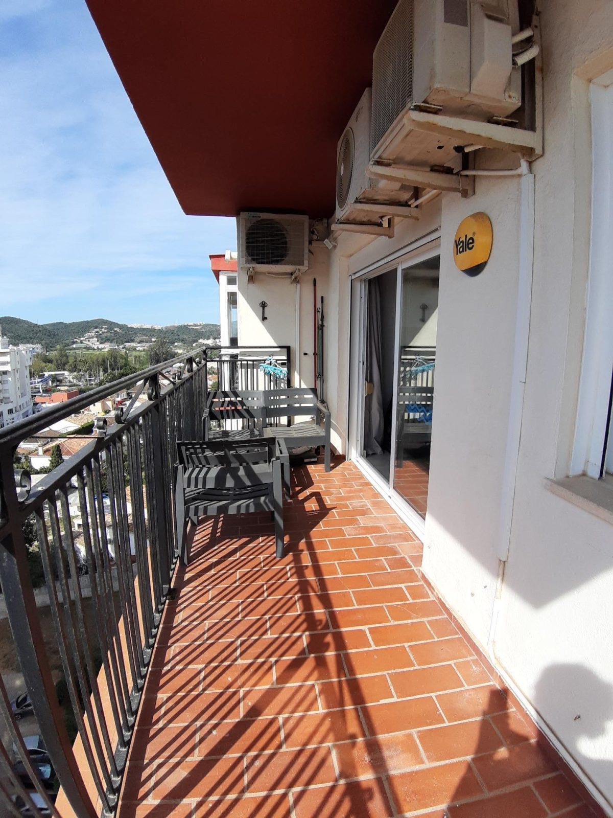 Apartamento en Fuengirola con vistas al mar, 2 dormitorios, piscina y parking – Zona Plaza de Toros, Costa del Sol — Foto 25