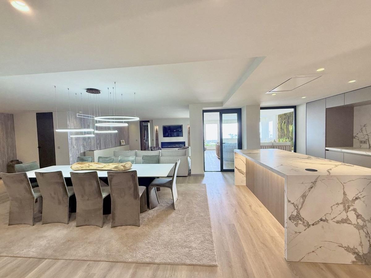 Lujo Exclusivo en el Corazón de Puerto Banús - Costa del Sol — Foto 4