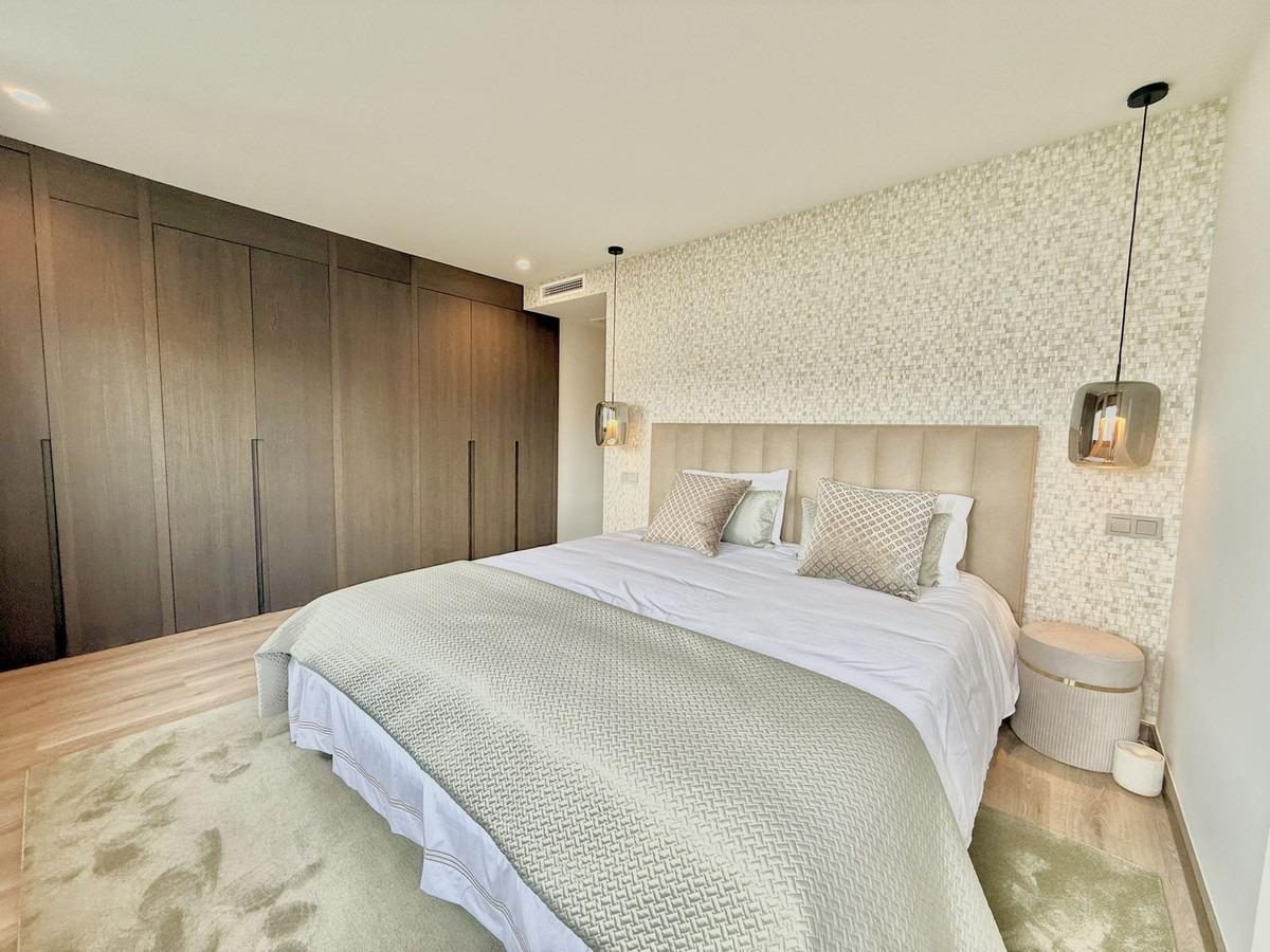 Lujo Exclusivo en el Corazón de Puerto Banús - Costa del Sol — Foto 22