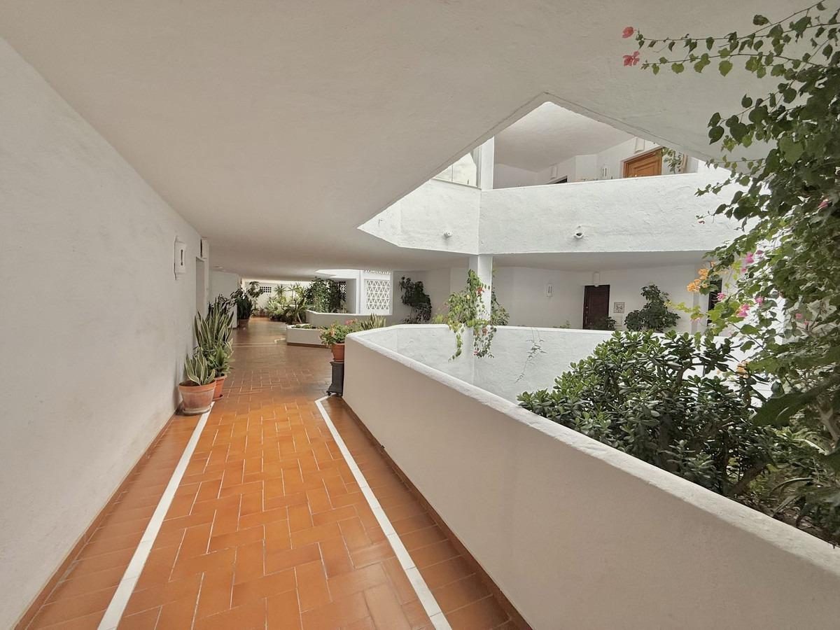 Lujo Exclusivo en el Corazón de Puerto Banús - Costa del Sol — Foto 26