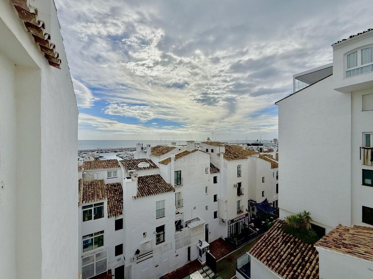 Lujo Exclusivo en el Corazón de Puerto Banús - Costa del Sol — Foto 27