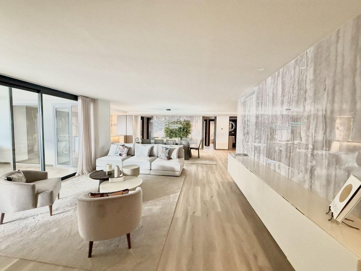 Lujo Exclusivo en el Corazón de Puerto Banús - Costa del Sol — Foto 3