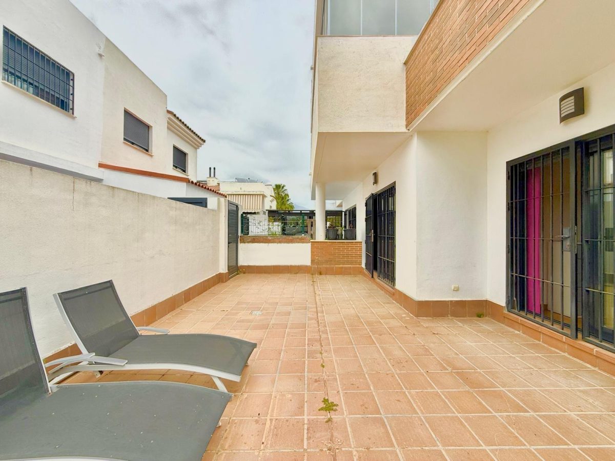 Bajo con gran jardín privado en venta en Mijas Golf, Costa del Sol | Calahills — Foto 2