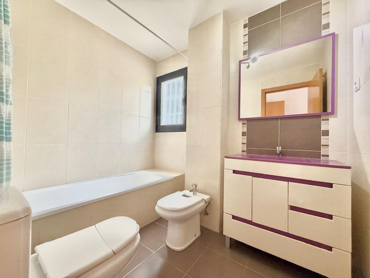 Bajo con gran jardín privado en venta en Mijas Golf, Costa del Sol | Calahills — Foto 10