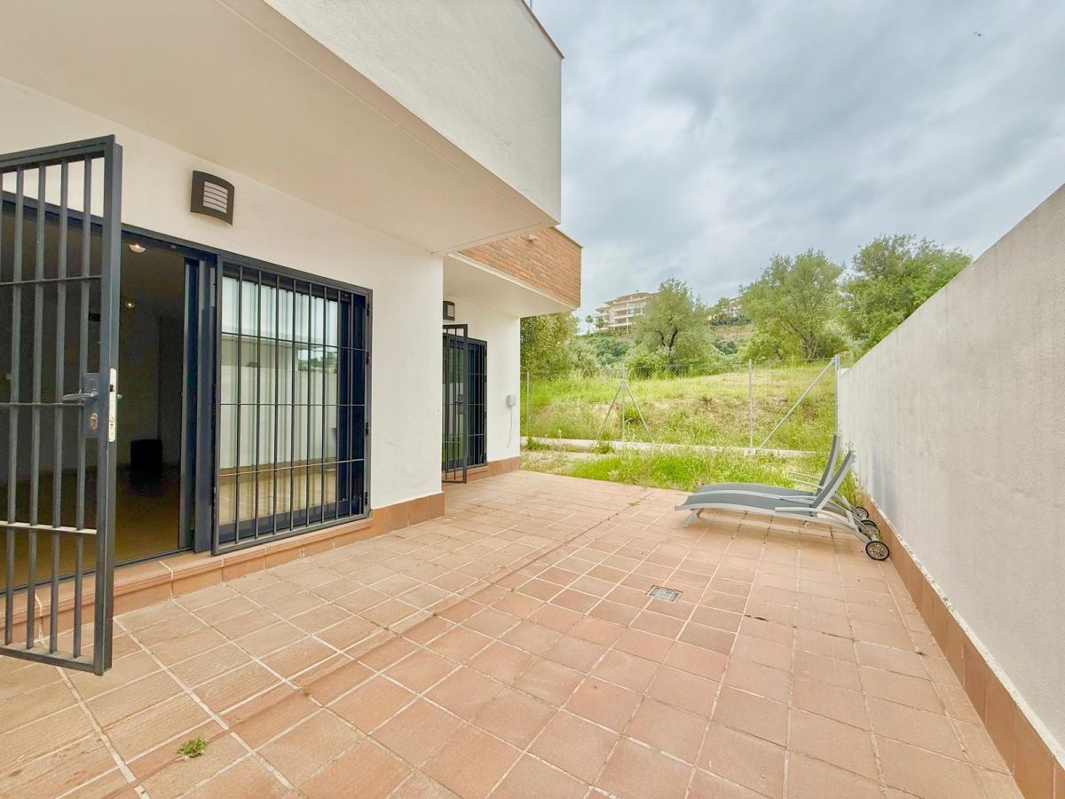 Bajo con gran jardín privado en venta en Mijas Golf, Costa del Sol | Calahills — Foto 1