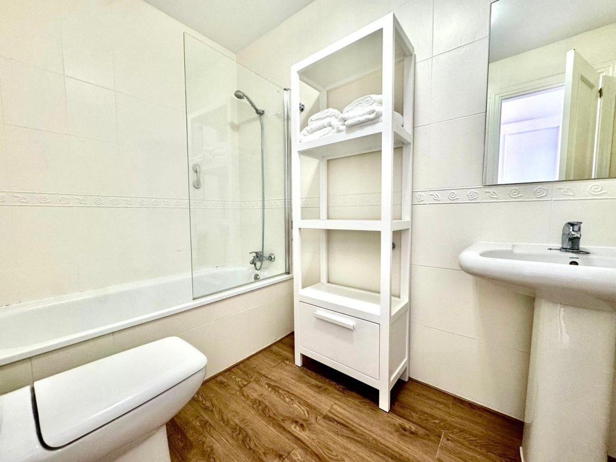 Costa del Sol: Apartamento con vistas al mar en Fuengirola — Foto 17