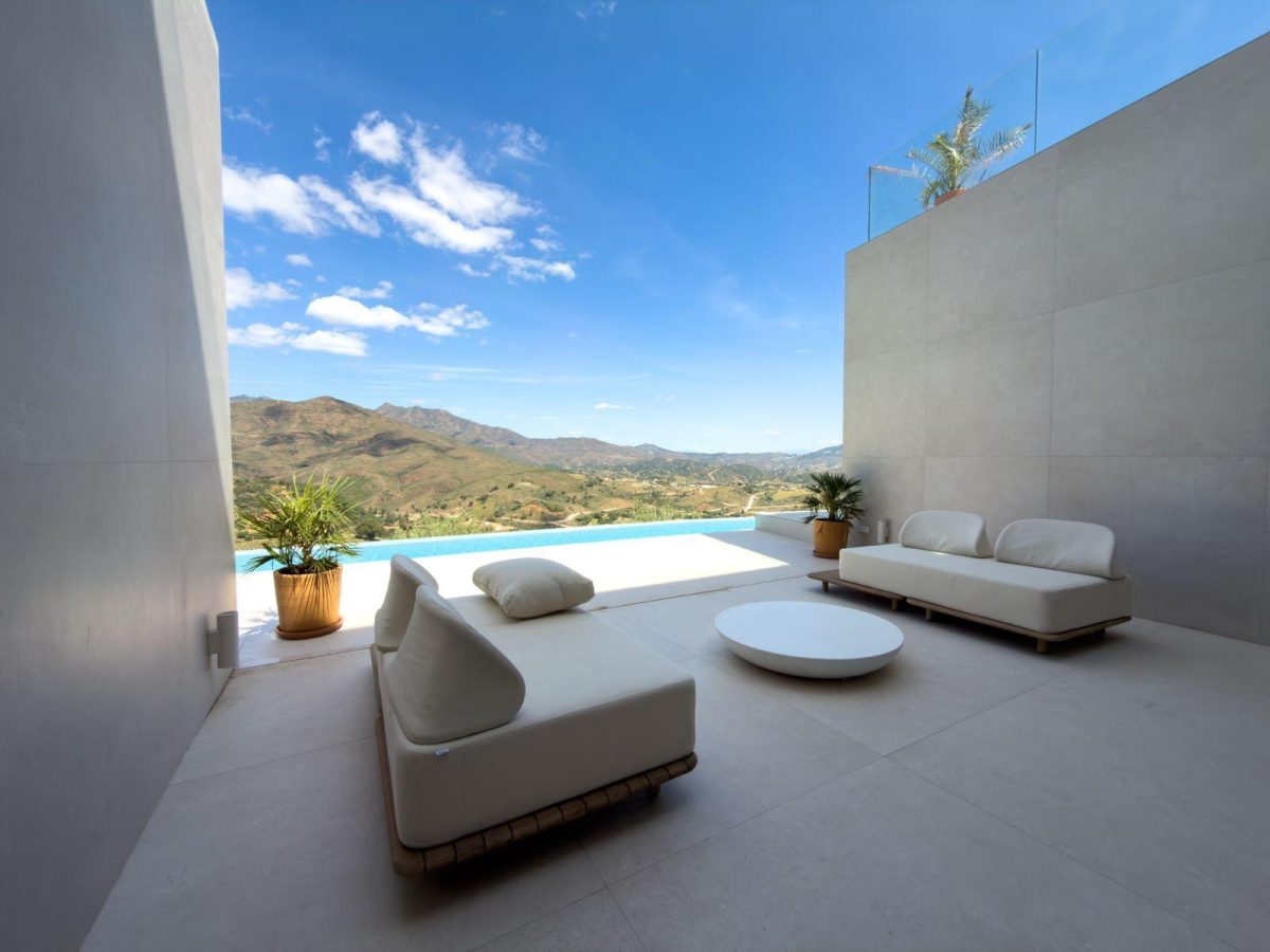 Villa Passivhaus de Lujo en La Cala Golf | Autosuficiencia Energética y Diseño de Autor en Costa del Sol — Foto 4