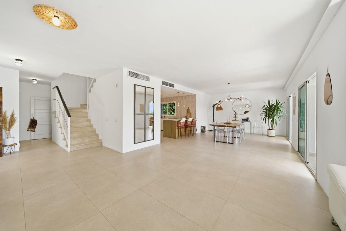 Villa de Lujo en Riviera del Sol, Costa del Sol con Piscina Privada, Vistas al Mar y Golf — Foto 9