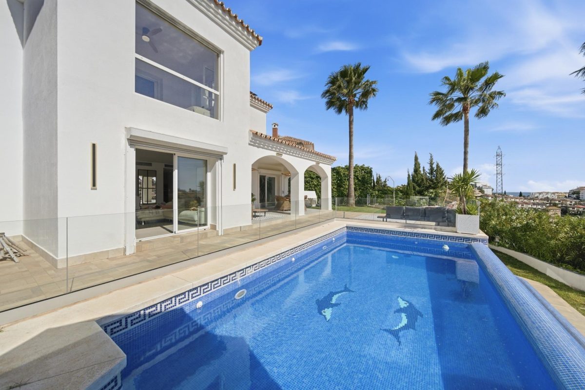 Villa de Lujo en Riviera del Sol, Costa del Sol con Piscina Privada, Vistas al Mar y Golf — Foto 3