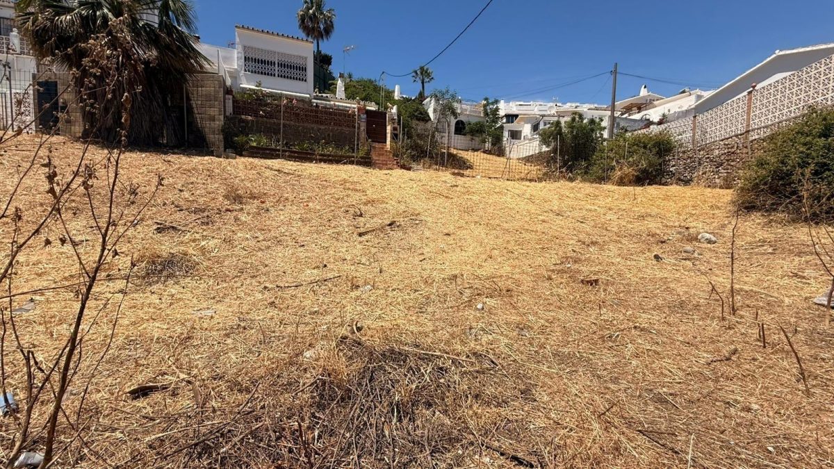 Parcela en venta en la Costa del Sol para promoción de 6 adosados — Foto 6