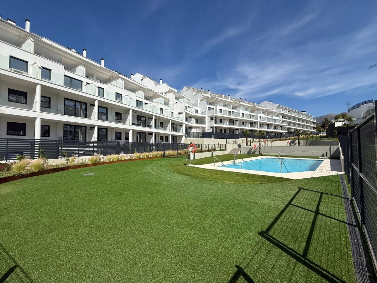 ALQUILER DE LARGA TEMPORADA EN FUENGIROLA — Foto 1