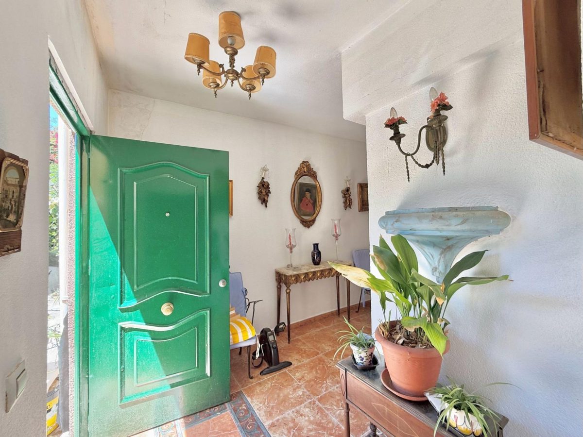 CASA INDEPENDIENTE EN VENTA EN CAMPO DE MIJAS | GRAN PARCELA Y POTENCIAL EN COSTA DEL SOL — Foto 2