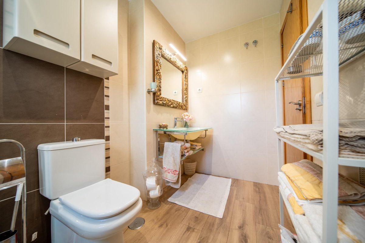 Ático en venta en Cala Hills, Mijas Costa, con gran terraza, piscina, 2 garajes, trastero y vistas a la montaña — Foto 15