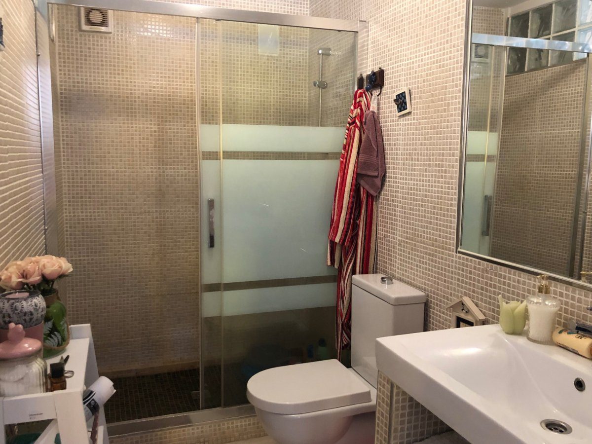 CÉNTRICO APARTAMENTO DE 2 DORMITORIOS EN FUENGIROLA  (4ª PLANTA SIN ASCENSOR) — Foto 6