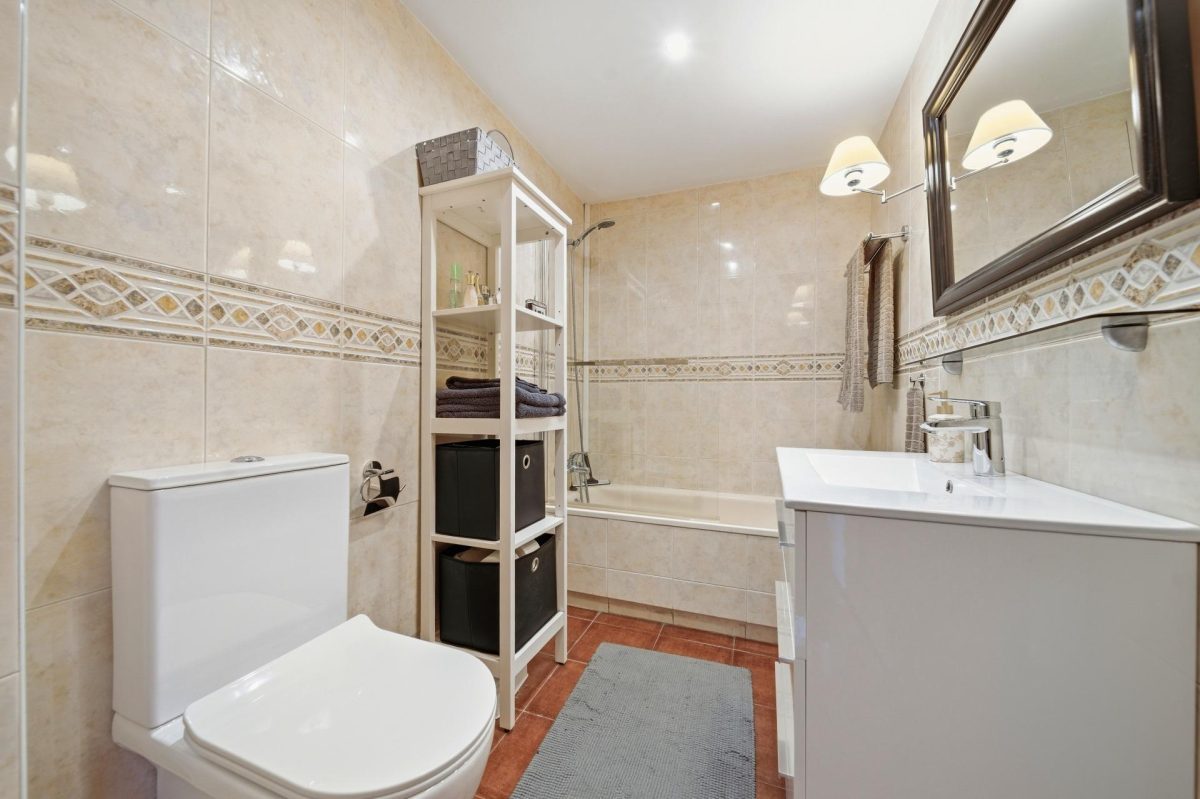 Casa adosada en venta en El Coto, Mijas | Terraza, garaje privado y piscinas comunitarias — Foto 23