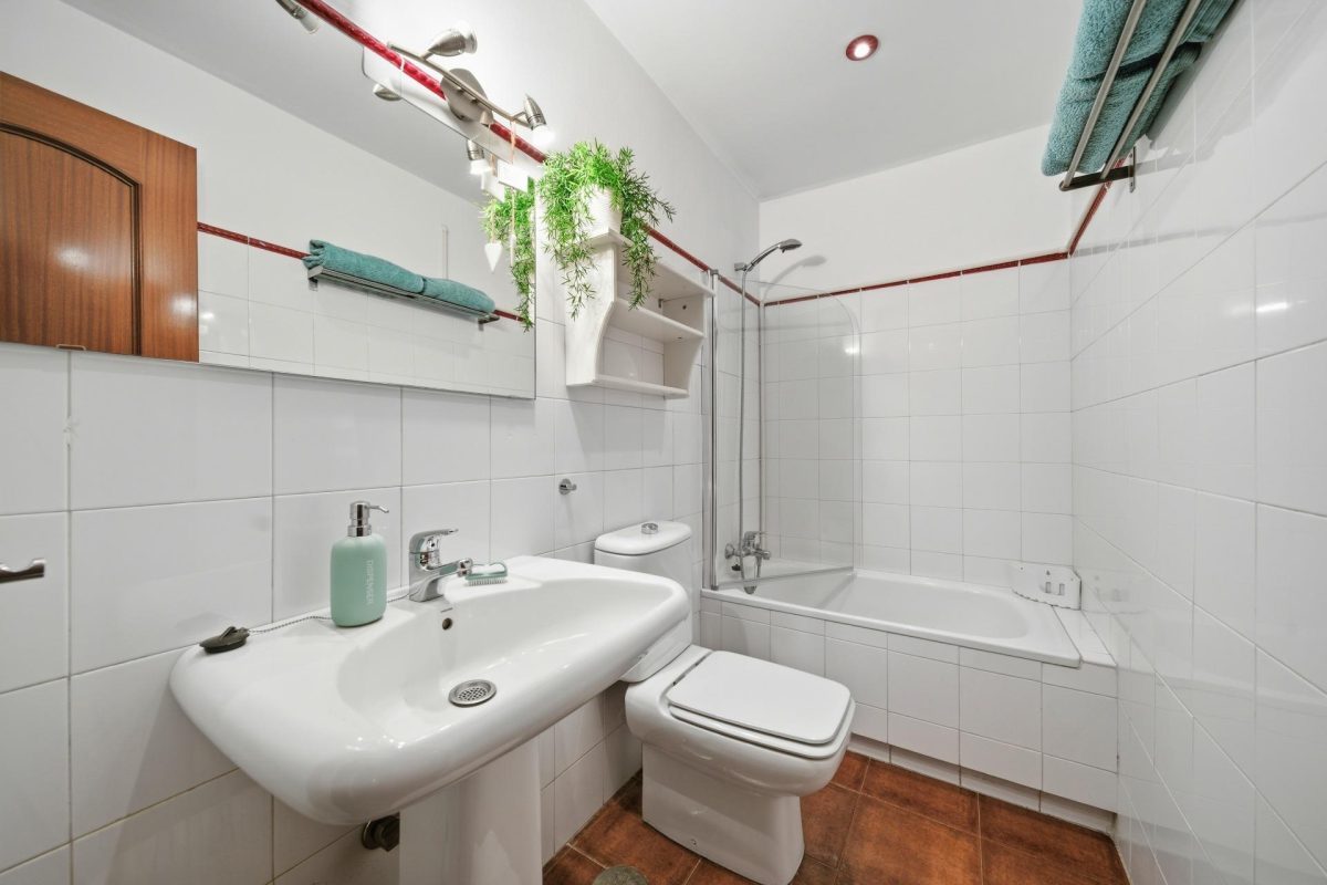 Casa adosada en venta en El Coto, Mijas | Terraza, garaje privado y piscinas comunitarias — Foto 20