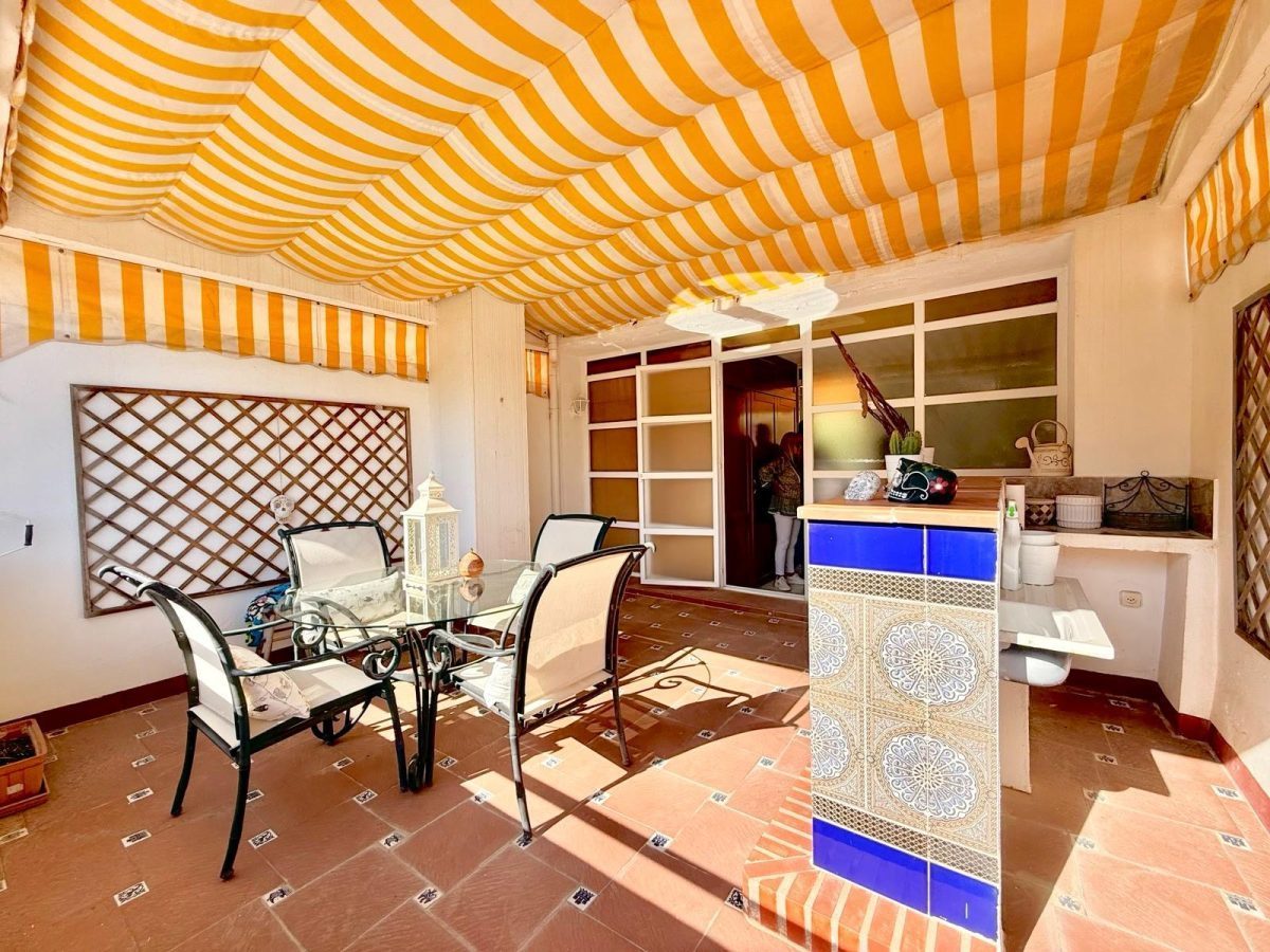 Casa adosada en venta en El Coto, Mijas | Terraza soleada, garaje privado y piscinas comunitarias en la Costa del Sol — Foto 5