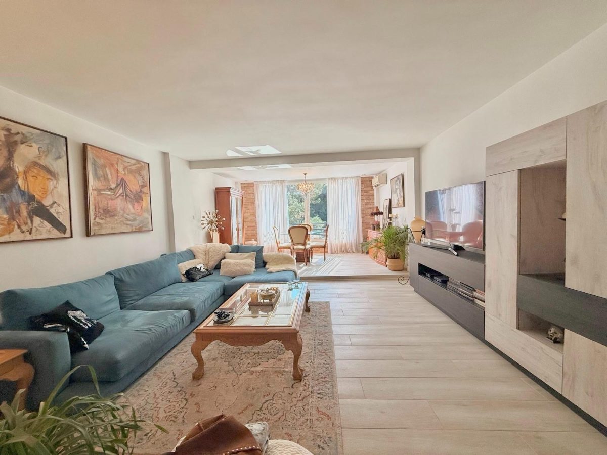 Casa adosada en venta en El Coto, Mijas | Terraza soleada, garaje privado y piscinas comunitarias en la Costa del Sol — Foto 2