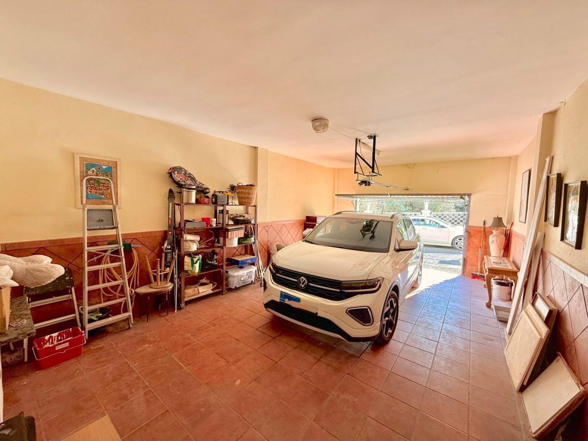 Casa adosada en venta en El Coto, Mijas | Terraza soleada, garaje privado y piscinas comunitarias en la Costa del Sol — Foto 22