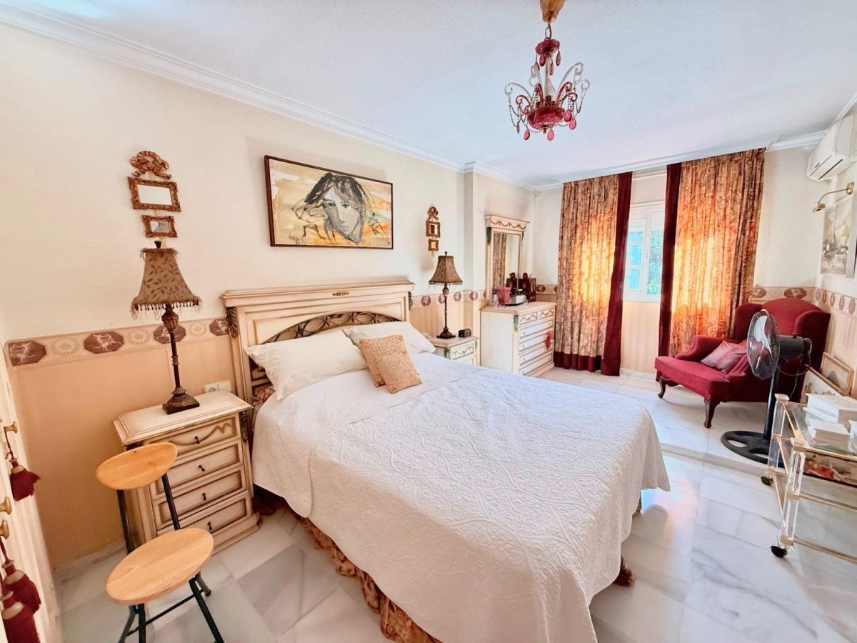 Casa adosada en venta en El Coto, Mijas | Terraza soleada, garaje privado y piscinas comunitarias en la Costa del Sol — Foto 15