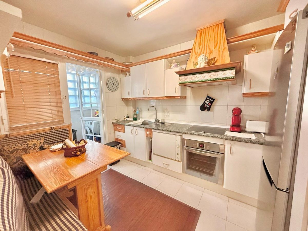 Casa adosada en venta en El Coto, Mijas | Terraza soleada, garaje privado y piscinas comunitarias en la Costa del Sol — Foto 11