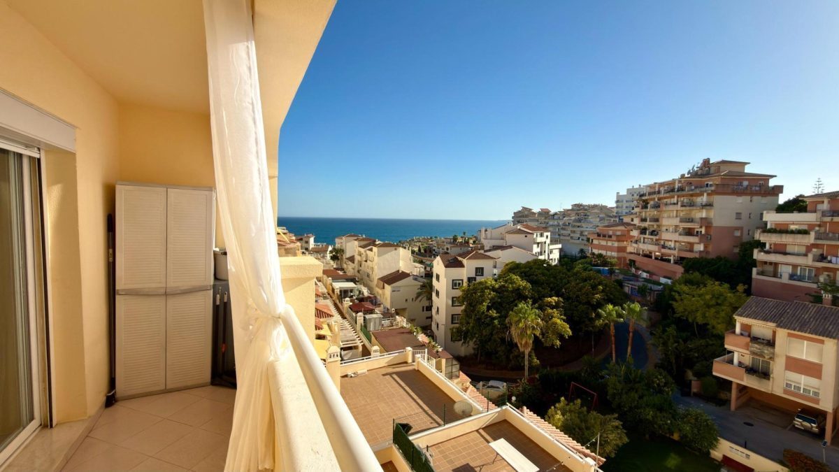 Piso con terraza, garaje y trastero en Torrequebrada, Benalmádena Costa — Foto 11