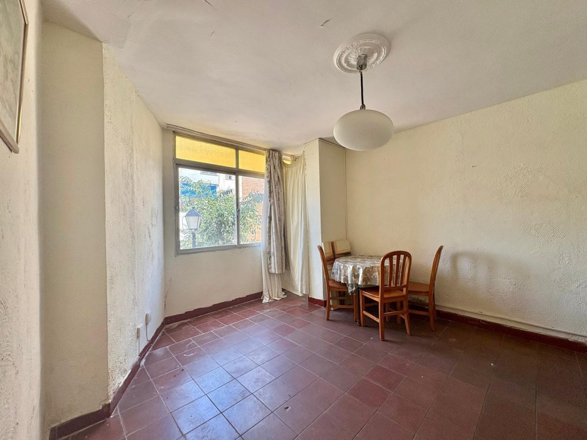 Oportunidad de inversión: piso para reformar en Fuengirola, Costa del Sol — Foto 4