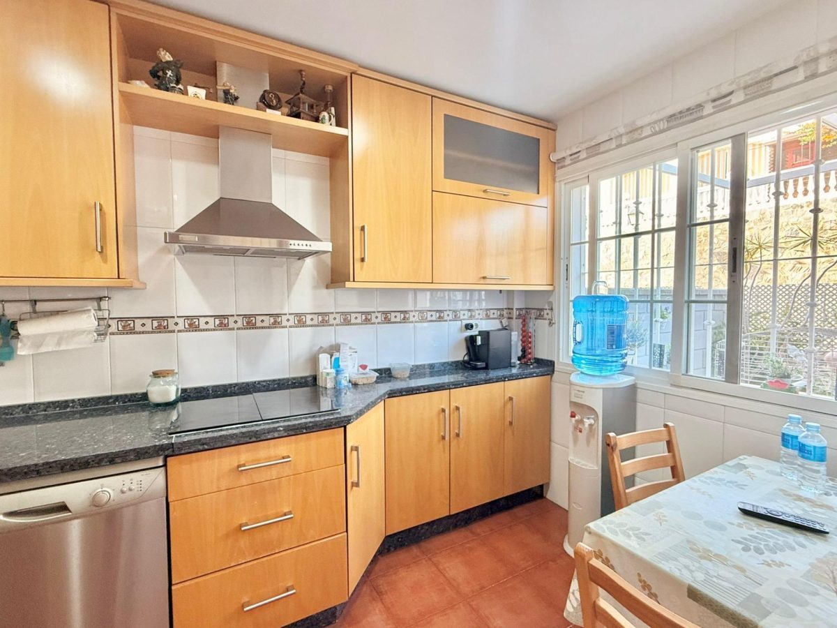 Chalet independiente en Torreblanca, Fuengirola con piscina, garaje y buhardilla | Costa del Sol — Foto 4