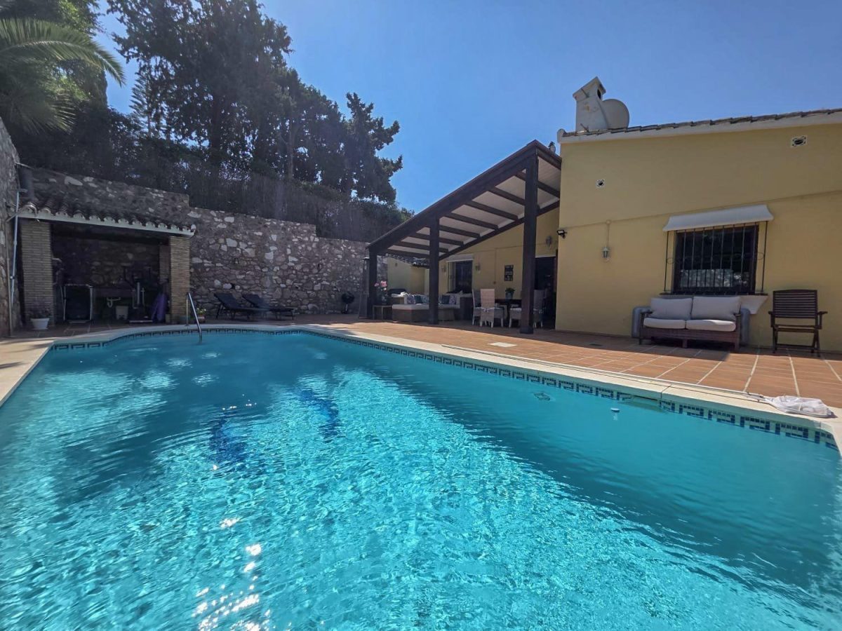 Chalet independiente con piscina privada en La Sierrezuela, Mijas Costa — Foto 6