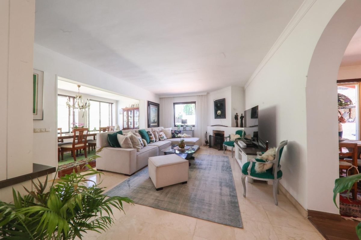 Chalet independiente con piscina privada en La Sierrezuela, Mijas Costa — Foto 19