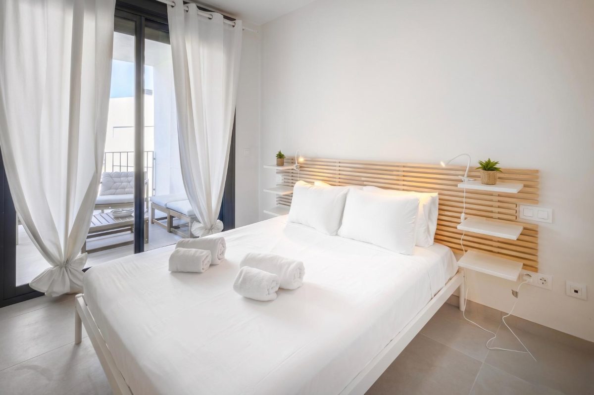 Apartamento en venta en Calanova Golf, Mijas Costa con jardín privado, terraza, piscina y garaje — Foto 8