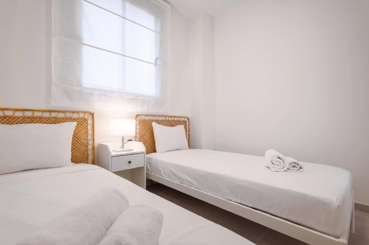 Apartamento en venta en Calanova Golf, Mijas Costa con jardín privado, terraza, piscina y garaje — Foto 12