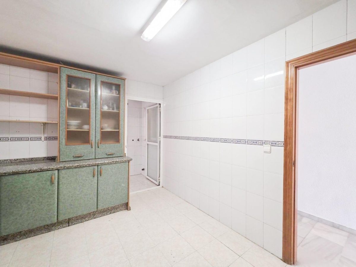 Amplio Piso de 3 Dormitorios en Las Lagunas, Mijas Costa | Costa del Sol — Foto 7