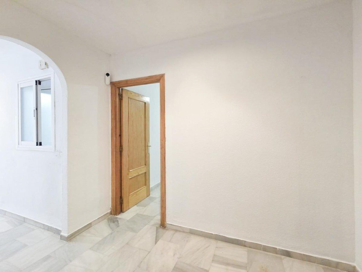 Amplio Piso de 3 Dormitorios en Las Lagunas, Mijas Costa | Costa del Sol — Foto 19