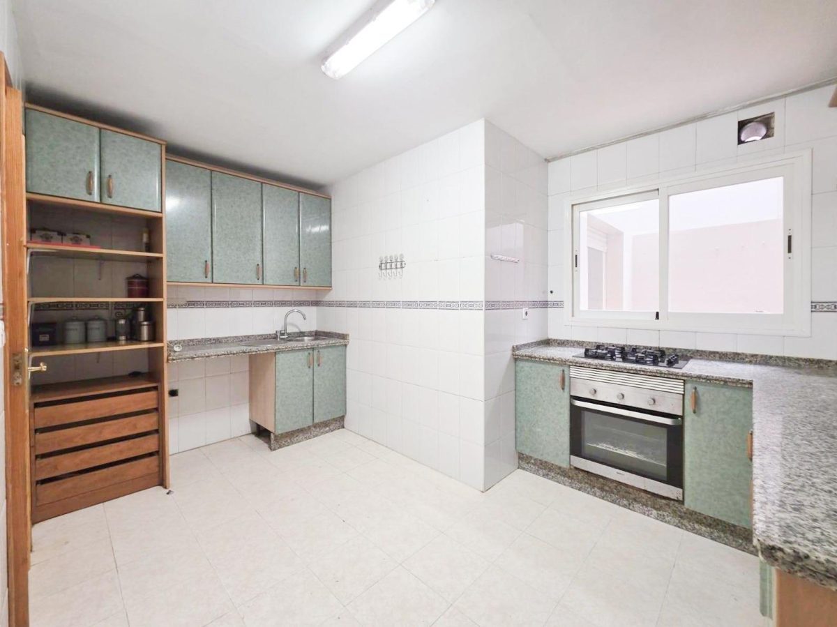 Amplio Piso de 3 Dormitorios en Las Lagunas, Mijas Costa | Costa del Sol — Foto 12