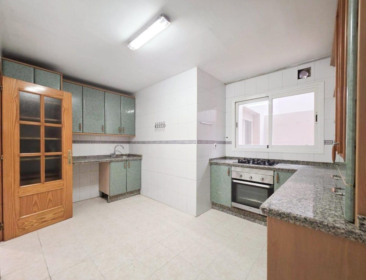 Amplio Piso de 3 Dormitorios en Las Lagunas, Mijas Costa | Costa del Sol — Foto 2