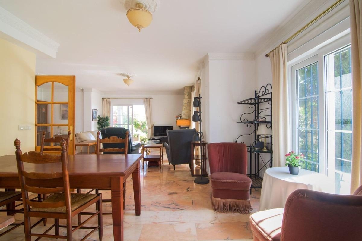 Villa de lujo en Fuengirola, Costa del Sol: exclusividad, diseño y una ubicación privilegiada junto al mar — Foto 7