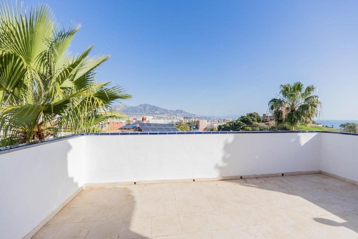 Villa de lujo en Fuengirola, Costa del Sol: exclusividad, diseño y una ubicación privilegiada junto al mar — Foto 4