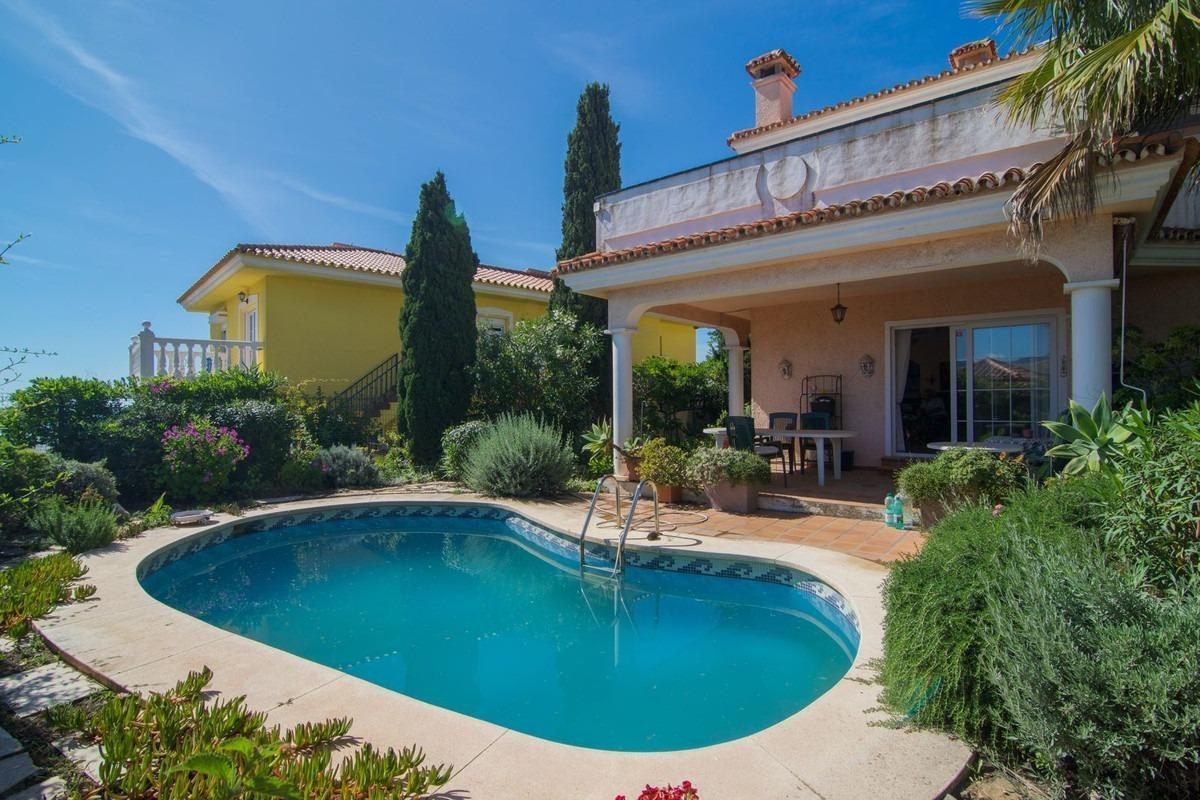 Villa de lujo en Fuengirola, Costa del Sol: exclusividad, diseño y una ubicación privilegiada junto al mar — Foto 3