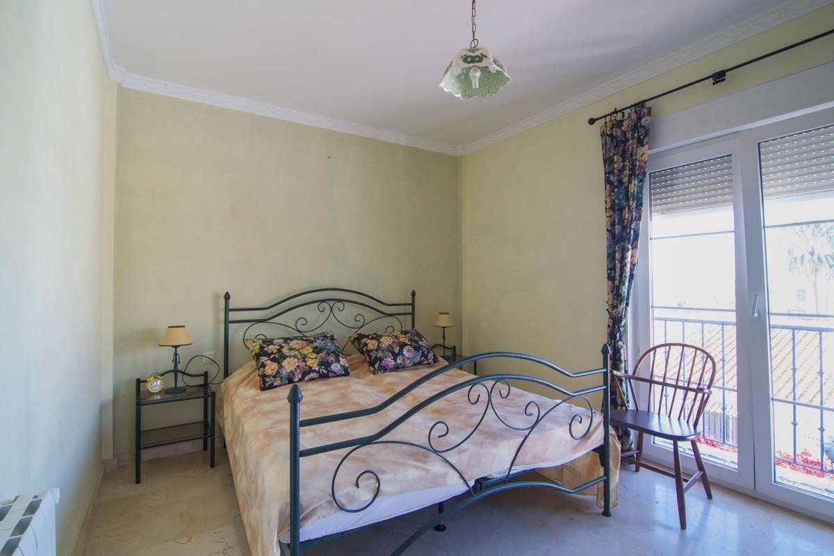 Villa de lujo en Fuengirola, Costa del Sol: exclusividad, diseño y una ubicación privilegiada junto al mar — Foto 15