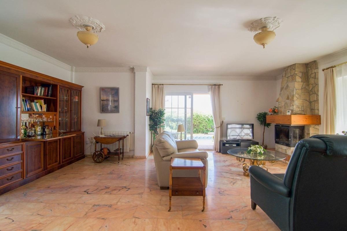 Villa de lujo en Fuengirola, Costa del Sol: exclusividad, diseño y una ubicación privilegiada junto al mar — Foto 8
