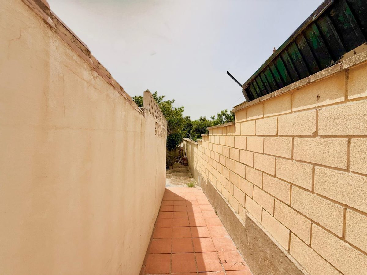 Chalet independiente en una sola planta con jardín, garaje y gran potencial en El Lagarejo, Mijas — Foto 27