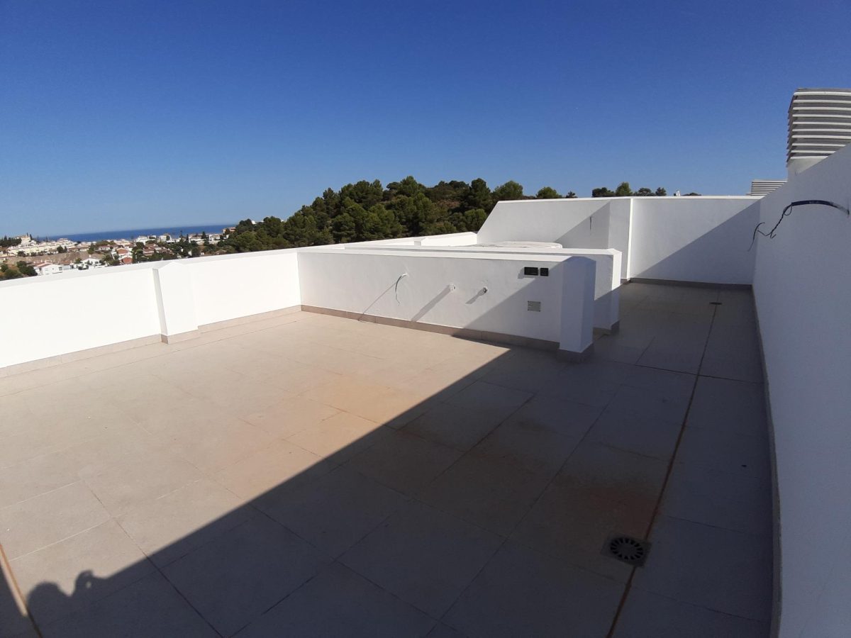 ÁTICOS DE OBRA NUEVA A ESTRENAR EN FUENGIROLA – ALQUILER DE LARGA TEMPORADA — Foto 25