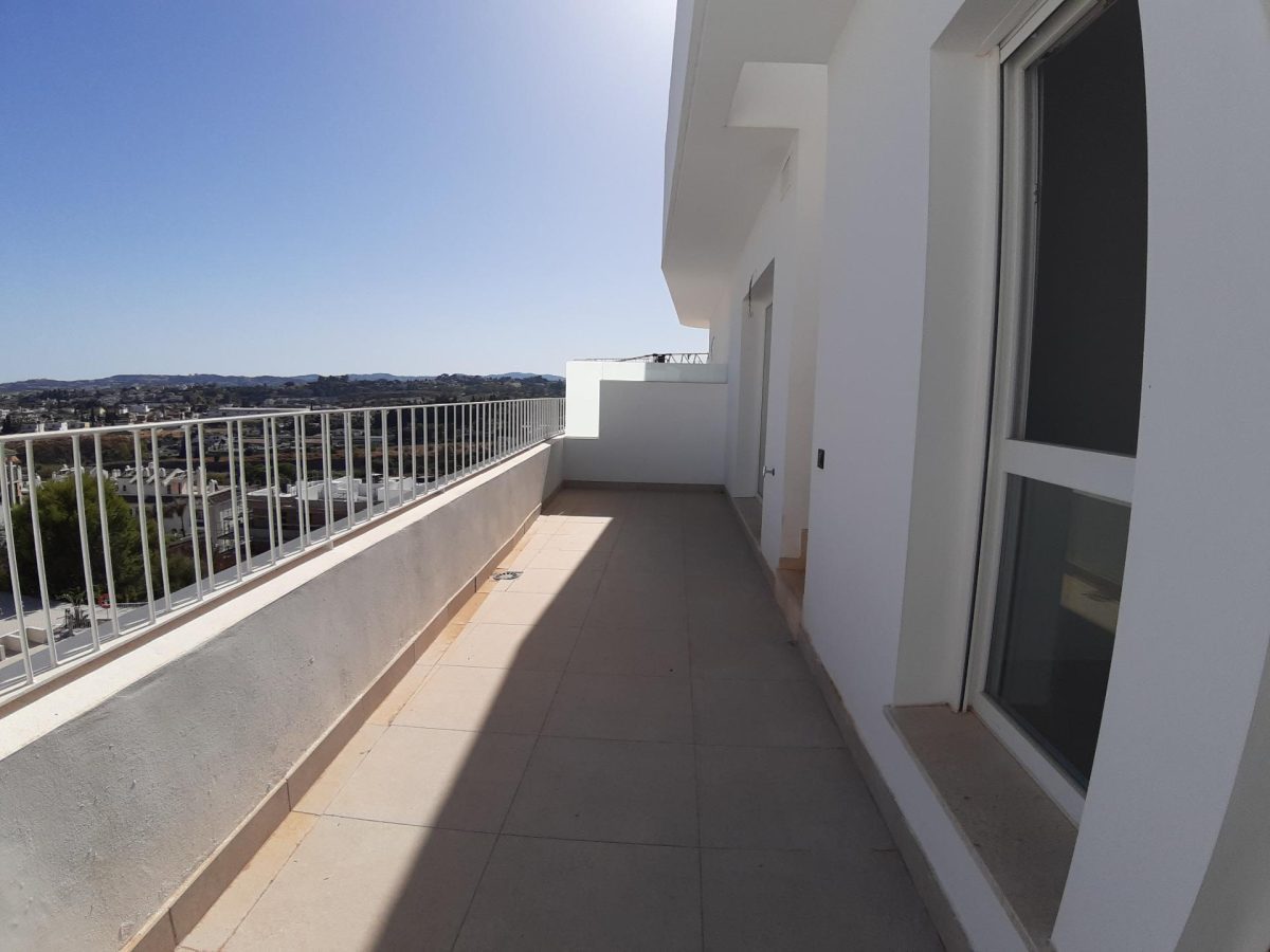 ÁTICOS DE OBRA NUEVA A ESTRENAR EN FUENGIROLA – ALQUILER DE LARGA TEMPORADA — Foto 12
